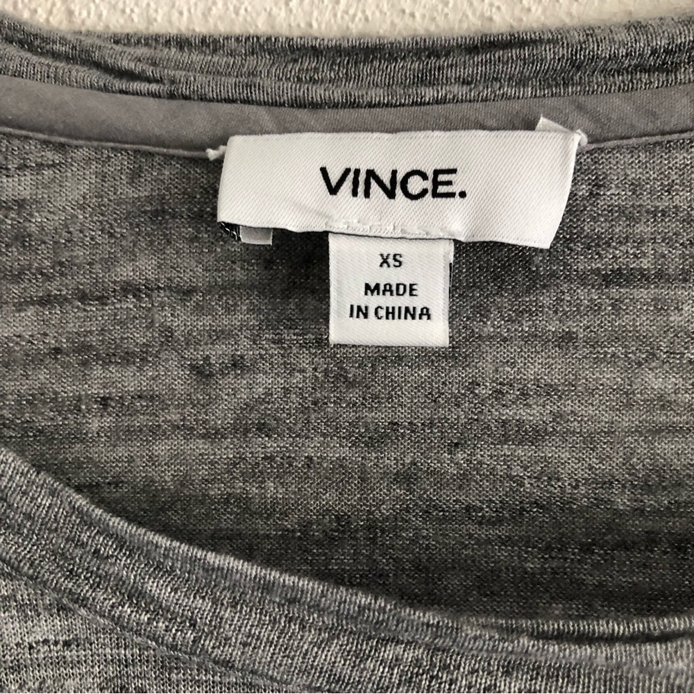 Vince Scoop Neck Lightweight Long Sleeve Top XS - Picture 2 of 5